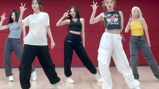 全开麦生唱！【ITZY】CAKE舞蹈练习室！