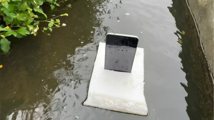 Try this method when drifting with your mobile phone