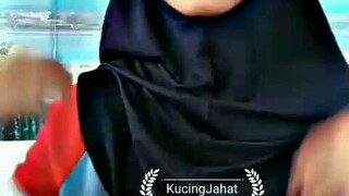 Ehh gasengaja tau 😜