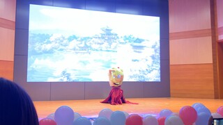 翻跳美人关