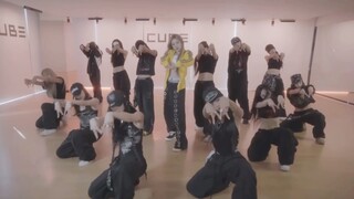Phòng tập luyện "M.O." của Song Yuqi - i-dle được công bố