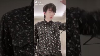 [vid] 221011 Liu Yuning’s Douyin Update