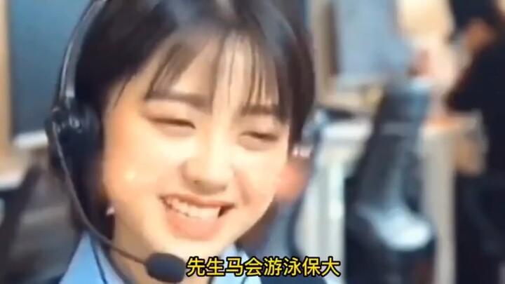 Chàng trai không chỉ có EQ cao, mà khả năng ăn nói còn xuất sắc hơn, đến nhân viên chăm sóc khách hà