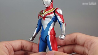 [Tao Wanye Bodoh] SHF Ukiran Tulang Asli Tipe Ultraman Dyna Mengkilap