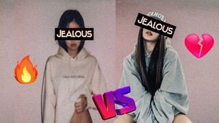 Who's More JEALOUS? Jennie or Lisa?🤔🕵️