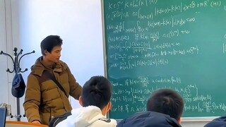 Let's listen to Wei Dongyi's class together! There's a special Easter egg at the end—Wei Shen taking