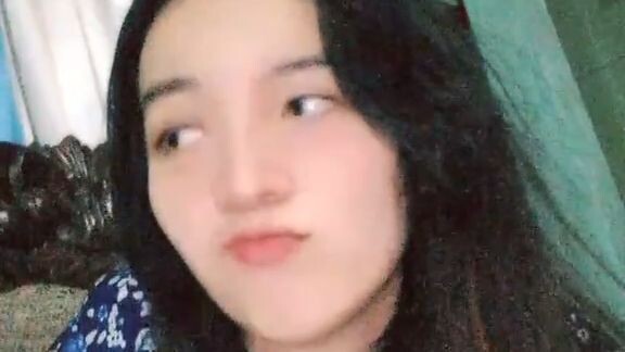 Sombong amat jadi cewe