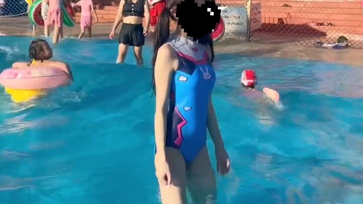 Today's little loli is here!