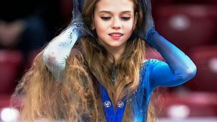 Cô ấy cũng từng tuổi trẻ…