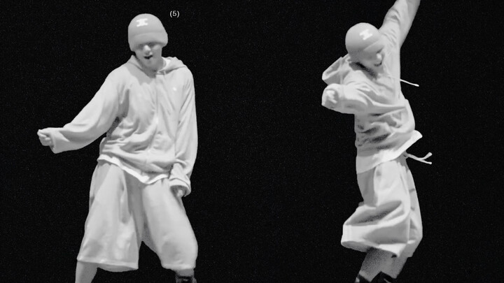 [Kim Taehyung] Dancing with Badaling! So cool!