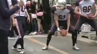 【EXO】Insiden terkenal di jalan menuju kantor Music Bank pada 0605 | EXO penjudi terkenal