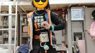 The lively dance is of course suitable for Lingmei (apologies for covering her face because it is to