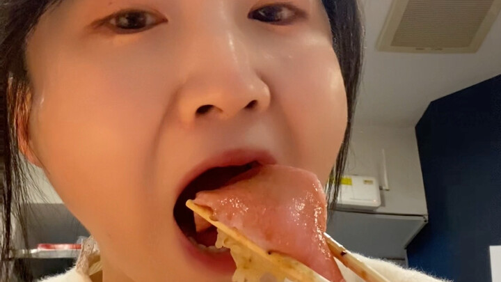 ชาวญี่ปุ่นทุ่มเทขนาดไหนเพื่อให้คุณกินซูชิคำเดียวได้หลายคำ?