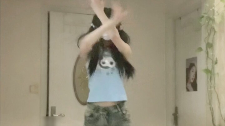 Hehe, I've been practicing dancing for a long time.