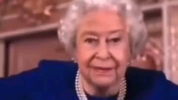 what da queen doin