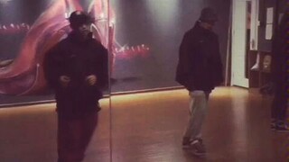 小鬼-王琳凯出道前跳舞视频（左边鸭舌帽的是小鬼）