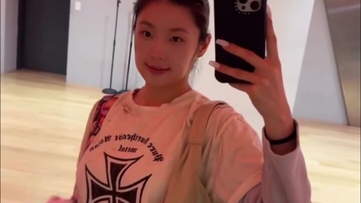 LEEJUNG | คุณอาจไม่รู้จักฉัน แต่คงเคยเห็นท่าเต้นที่ฉันออกแบบมาแล้วในตอน yg (1) | ดูเหมือนจะเป็นการแน