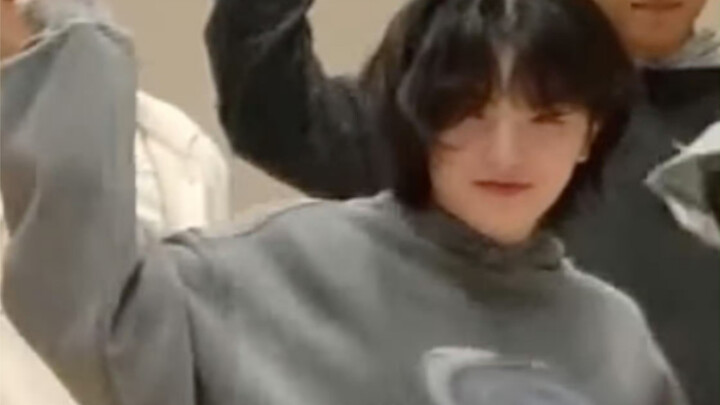 อยากกินมังคุดแมวมั้ย?