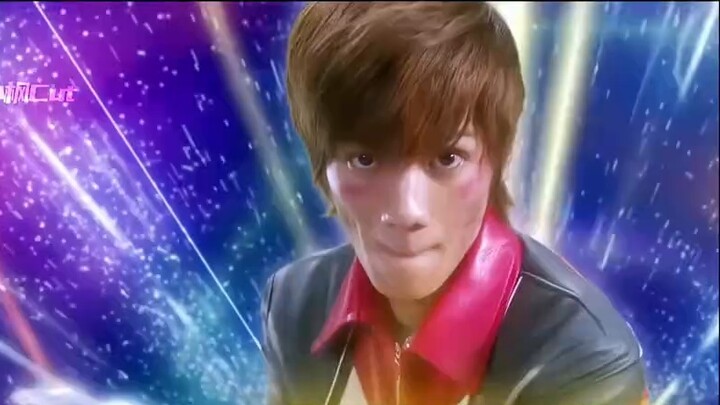 มอนสเตอร์ที่หล่อกว่าอุลตร้าแมน!