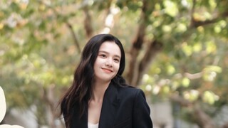 [Zhang Jingyi] Mari kita mulai minggu baru dengan penuh energi!