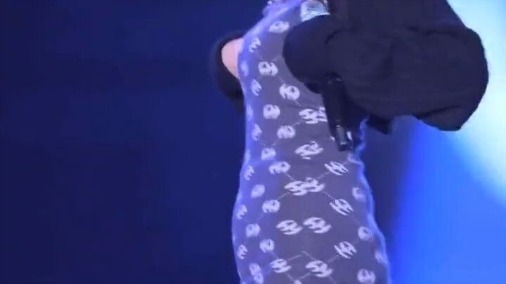 宇宙少女 李露朵