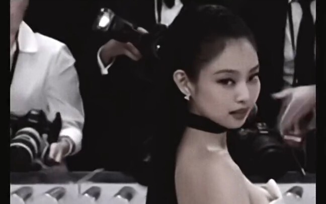 คนที่ทุกคนกำลังพูดถึงนั่นแหละ คือฉันเอง #jennie