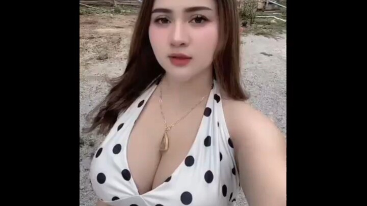 walaupun agak berat dikit tapi yaa... nggak apa apa sih,masih sanggup kan