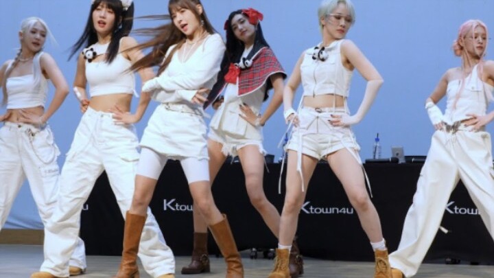【EVERGLOW】Aug 25: First autograph session + first glam transformation SLAY stage!