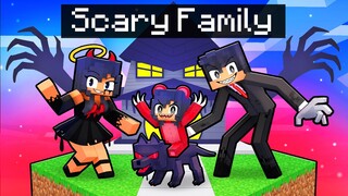 Having a SCARY FAMILY in Minecraft!