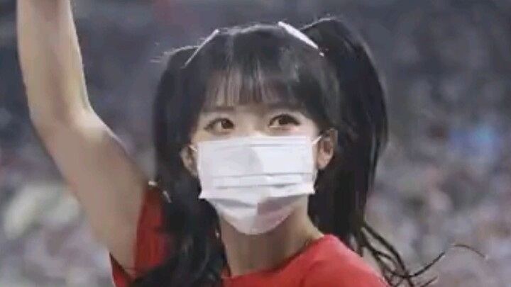 Cheerleader Lee Da-hye 220626