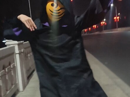 هل تعرف من هو جنديي حتى تتدخل في شؤوني؟