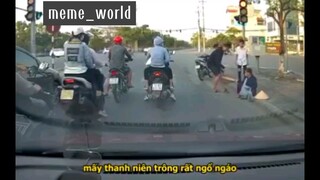 dân tổ cũng có dân tổ this dân tổ that chứ