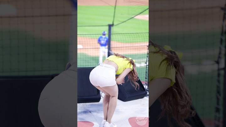 겁나 간절하네ㅋㅋ 최홍라 #치어리더 #프로야구 #직캠 HongRa Cheerleader