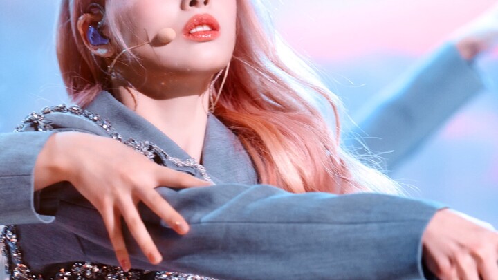 “On the 99th day after she left, she came back—turns out she never gave up on her idol dream.”