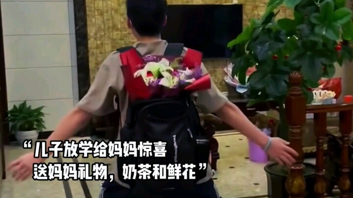 “在孩子眼里，妈妈就是他（她）的全世界！！！”