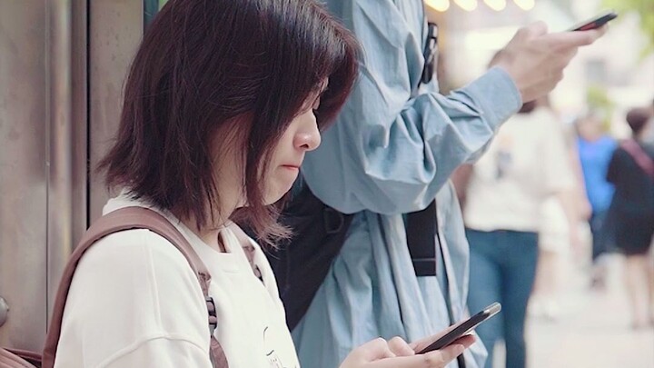 ครั้งแรก! หาหนุ่มหล่อตามที่สาธารณะเพื่อขอ WeChat