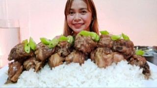 NAGMAMANTIKANG SPICY ADOBO SA GATA NA MANOK MUKBANG