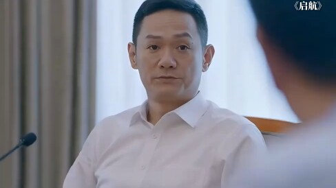 If the mayor and the party secretary argue, you've already lost three points before even starting.