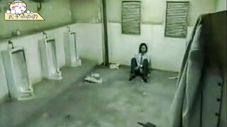 员工被困厕所12小时，保安开门进来后惊呆了！世奇十大经典系列之《厕所的涂鸦》