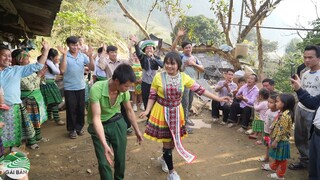 Chia tay bản Tà Chơ không khí tưng bừng chưa từng thấy - văn nghệ cây nhà lá vườn vui thật