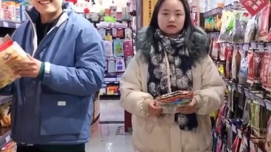 ضحكتُ أنا أيضًا