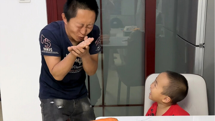 Tiền của vợ mà lấy đâu có dễ!