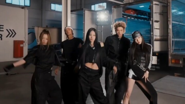 ALLDAY PROJECT công chiếu trước vũ đạo ca khúc mới “Wicked” Cha