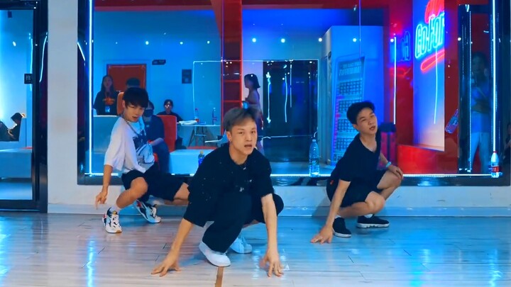 【CUBE Dance Studio】How You Like That của Xiaolong
