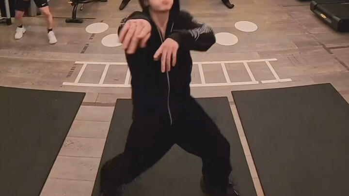 260508 Jungkook trên TikTok | TNT /CORTIS /CORTIS_TNT /BTS /JUNGKOOK Gugujang phòng gym