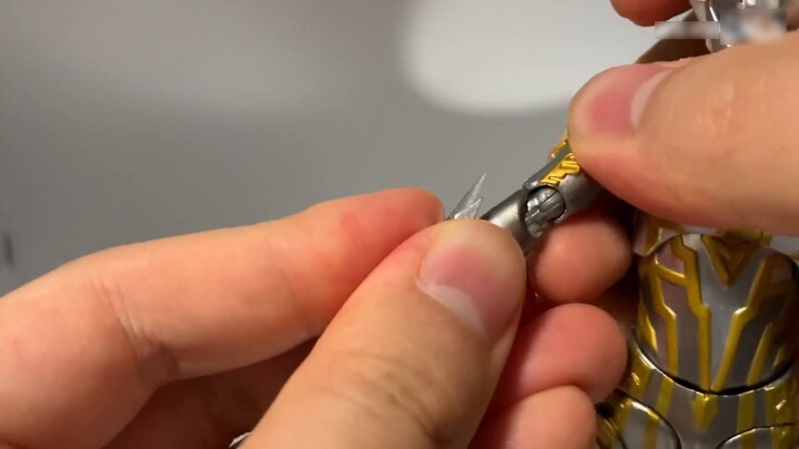 Bandai SHF Ultraman Zero Ultimate Radiance Form Super Speed Sharing