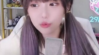 Zhou Shuyi shares her experience in confessing love