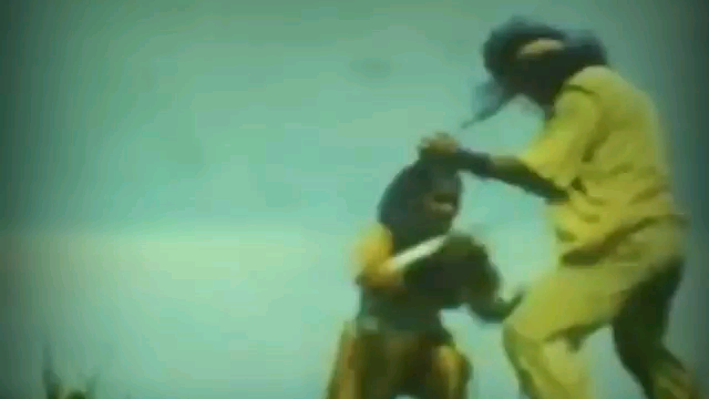latihan jurus gunung kembar