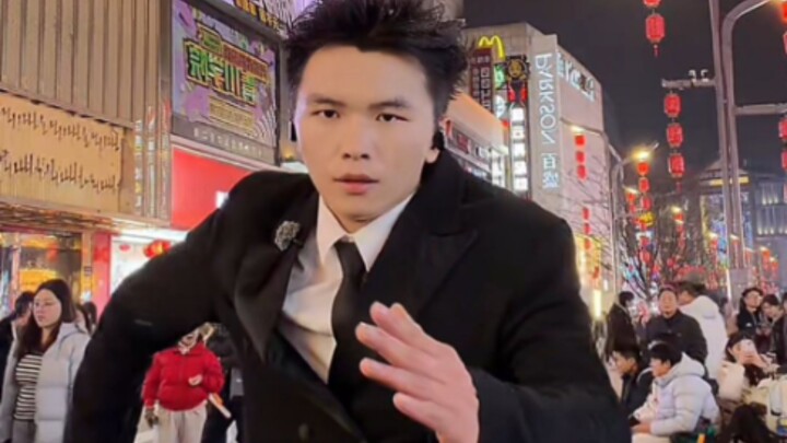 การวิ่งอยู่กับที่ไม่ฮิตแล้ว แต่เขายังคงยืนหยัดต่อไป