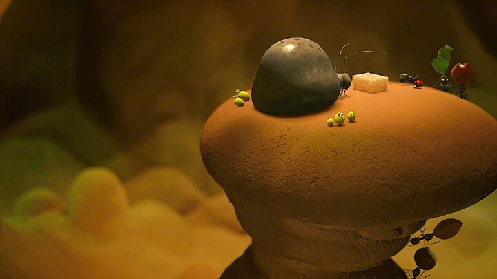 Sebutir gula batu kecil ternyata bisa membuat semut bertelur begitu banyak!